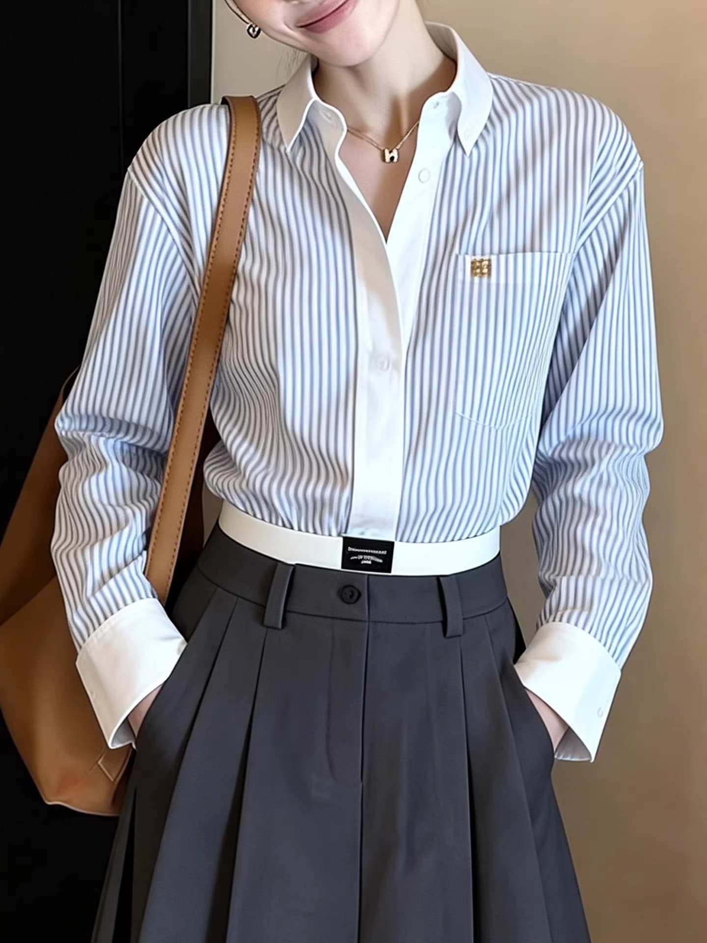 프랑스식 블루 화이트 스트라이프 POLO 칼라 긍정적 인 어깨 셔츠 여자 2026 가을 새로운 고급 센스 출퇴근 맨위 이미지 4