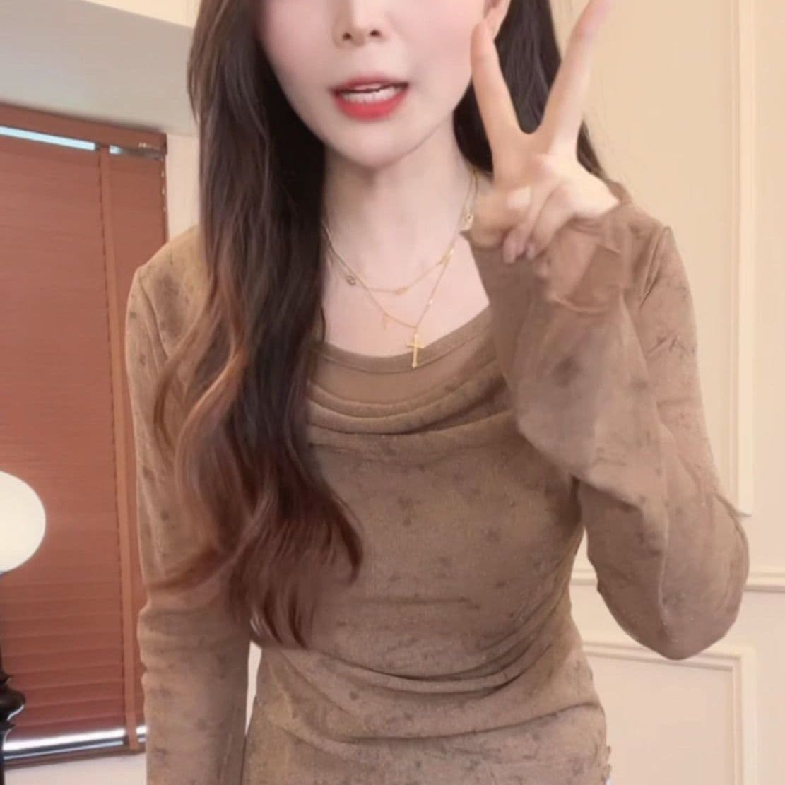 이른 가을 흔들다 칼라 망사 긴팔 티셔츠 여성 홀치기 염색 헤일로 염색 프릴 몸매 가꾸기 슬림해 보이는 불규칙 기본 셔츠 맨위 상세 이미지 7