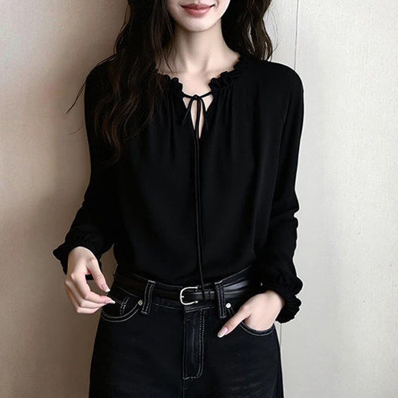 빛 요리 한 프랑스식 바람 검정색 벌룬 소매 홀로우 아웃 레이스업 맨위 여성 2026 봄 새로운 작은 대중 디자인 센스 슬림해 보이는