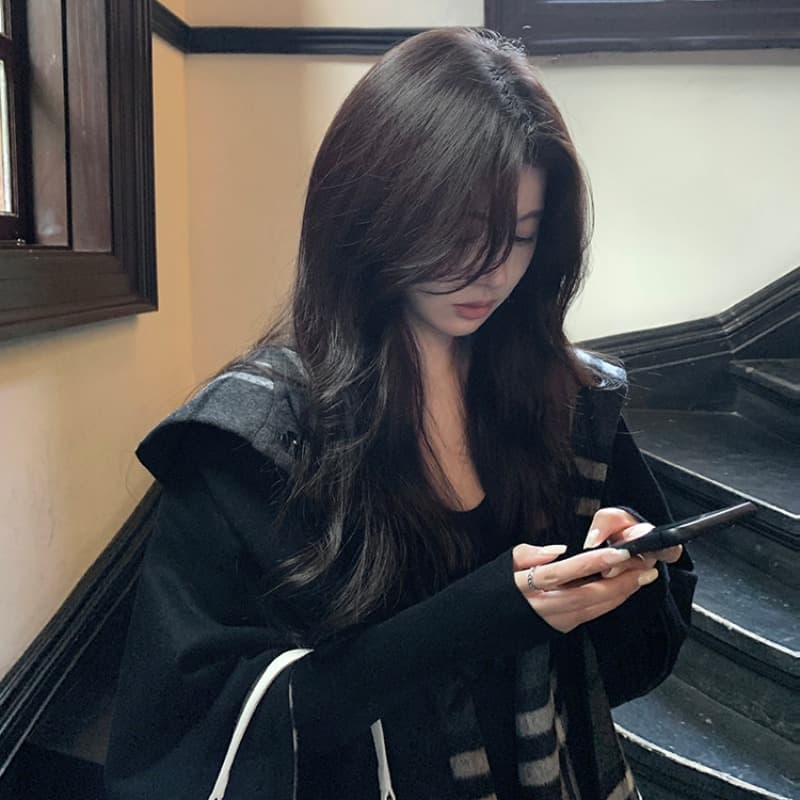 1개 다곤 1z1zgun De 루 Na 소녀 오리지널 양성 및 음성 둘 착용 분위기 센스 체크무늬 후드 망토 양모 코트 이미지 2