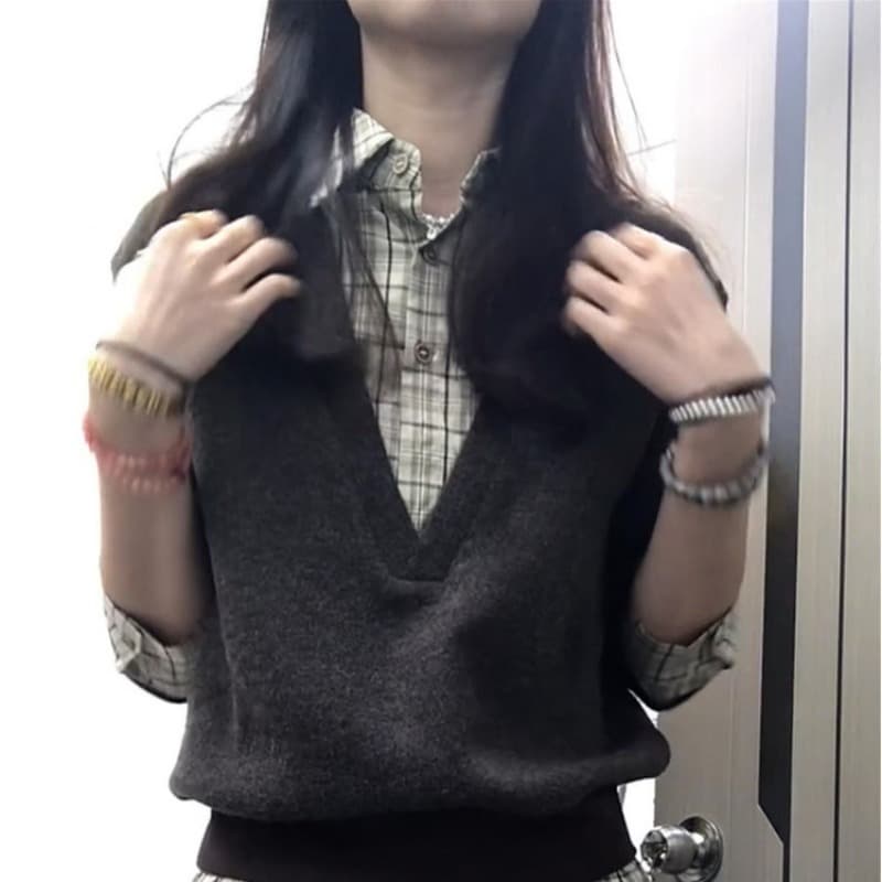 체크무늬 칼라 패치워크 페이크 레이어드 니트 맨위 여성 이른 가을 슈퍼 잘 생긴 루즈핏 캐주얼 느긋한 만나는 인사이드 가져 가라. 스웨터 이미지 5