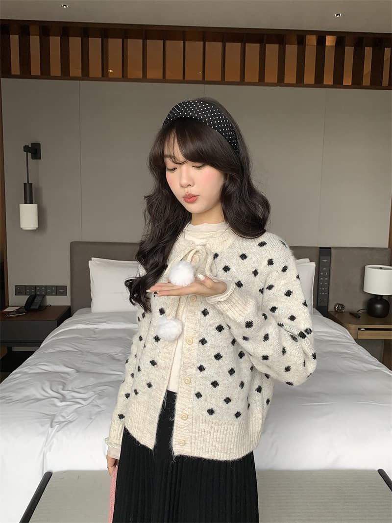 한 부서 라운드 넥 보온 스트랩 털 공 조금 싱글 줄 버튼 스웨터 여자 봄 가을 새로운 니트 맨위 상세 이미지 16
