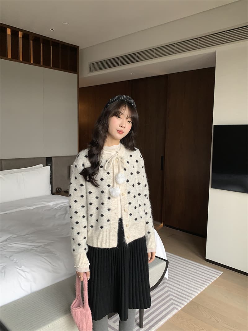 한 부서 라운드 넥 보온 스트랩 털 공 조금 싱글 줄 버튼 스웨터 여자 봄 가을 새로운 니트 맨위 상세 이미지 18