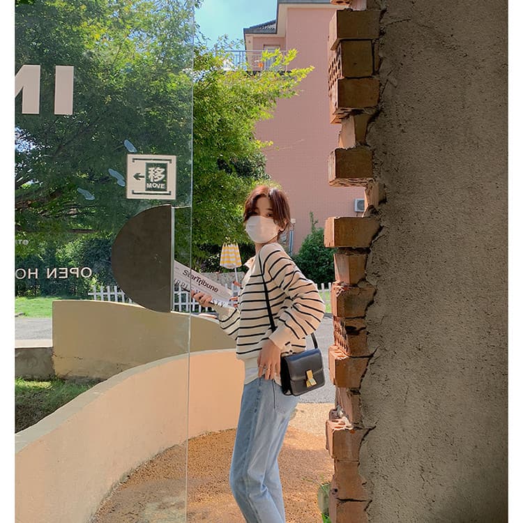 일본식 스트라이프 스웨터 여자 루즈핏 외출용 느긋한 바람 디자인 센스 작은 대중 맨위 봄 가을 니트 스웨터 상세 이미지 2
