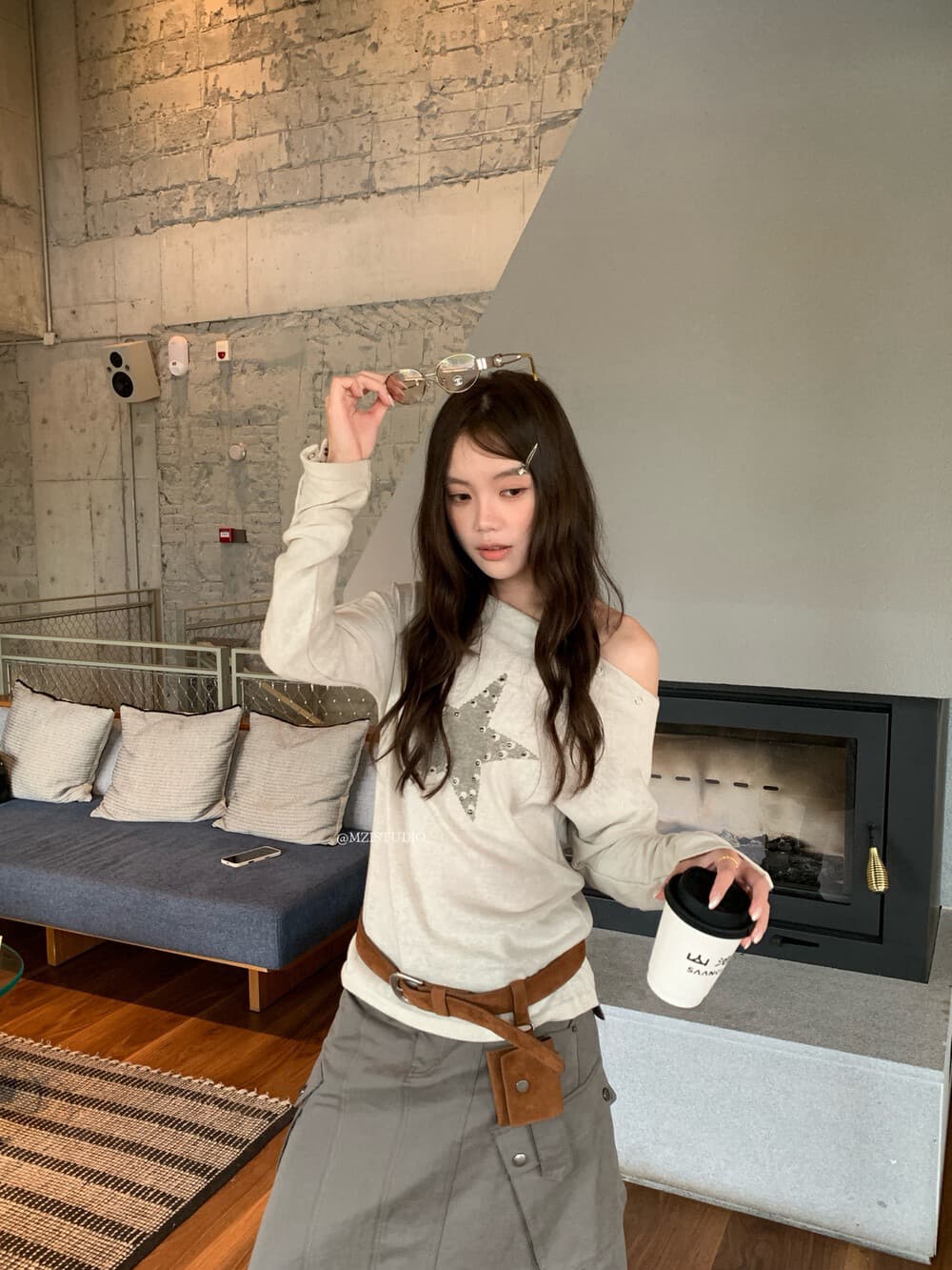 mzi studio 느긋한 채널 한국 스타일 가을의 날 미니멀리즘 오각형 별 프린트 징 차가운 잘 생긴 캐주얼 긴팔 이미지 4