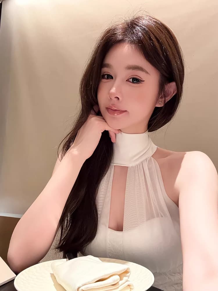 핫걸 레이스 조각 행침 목 캐미솔 불규칙 허리 수축 슬림해 보이는 분위기 센스 닦아내 라. 가슴 안쪽 가져 가라. 쇼트 스타일 맨위 상세 이미지 4