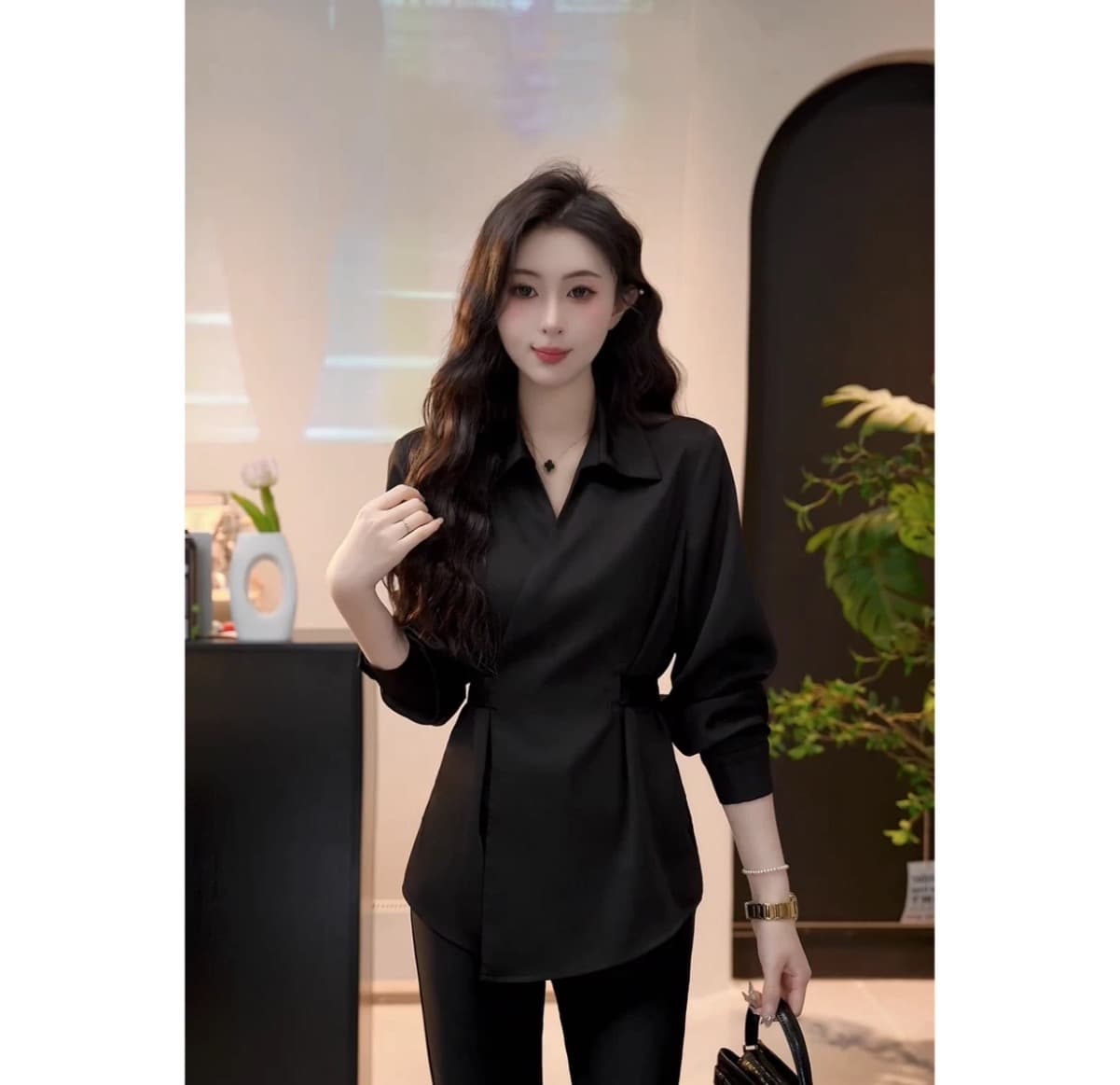 yuanliansu 둥근 얼굴 파삭 파삭 한 루오 S 마음 프랑스식 디자인 센스 V넥 십자가 스트랩 허리 수축 슬림해 보이는 셔츠 상세 이미지 2