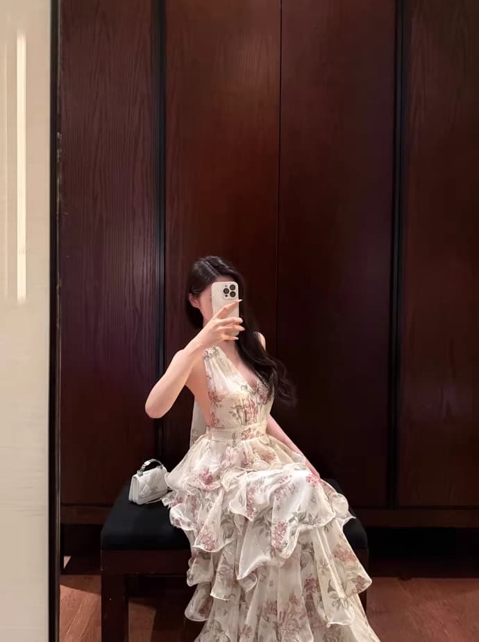 for fay 이슬 장미 정원 프랑스식 휴가 바람 프린트 행침 목 쉬폰 케이크 롱 스커트 여성 V넥 드레스 상세 이미지 10