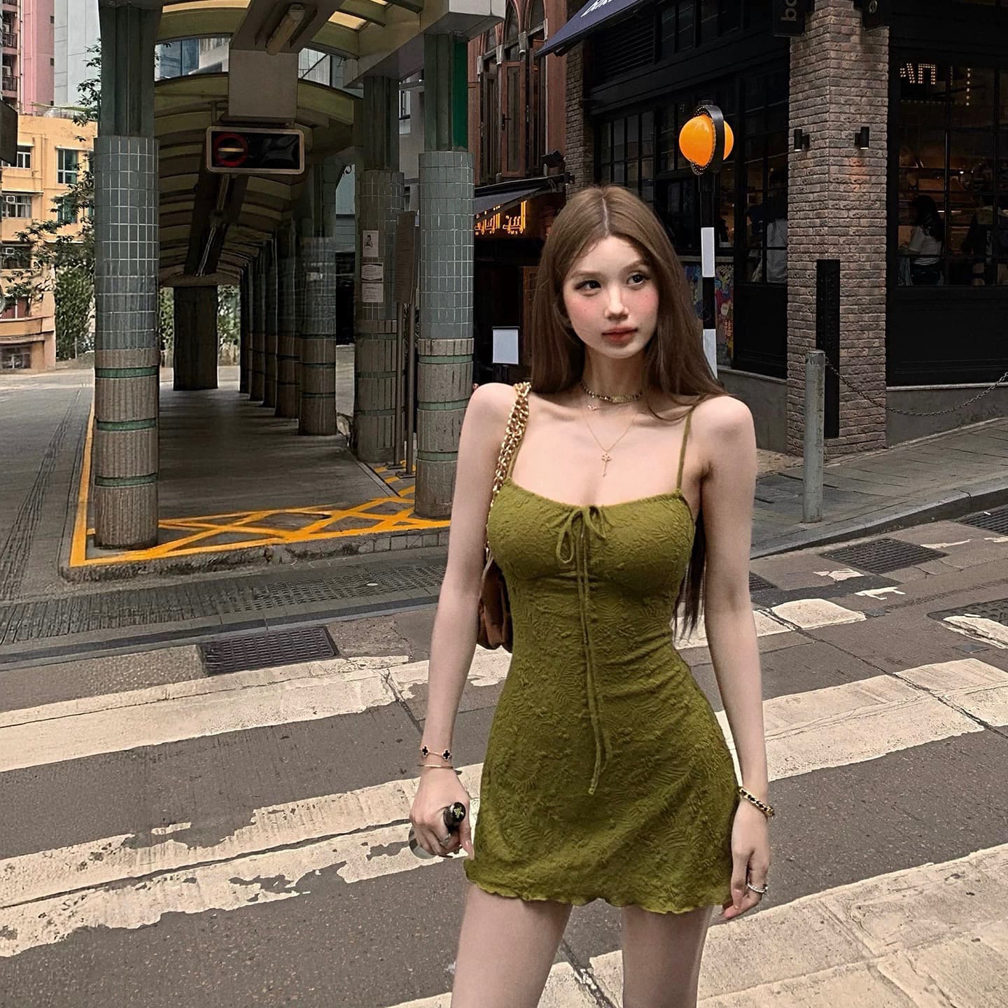 tongiiuu 웨이 팬 모니카 레트로 휴가 질감 슬립 여성 드레스 허리 수축 슬림해 보이는 한 마디 미니 스커트 이미지 5