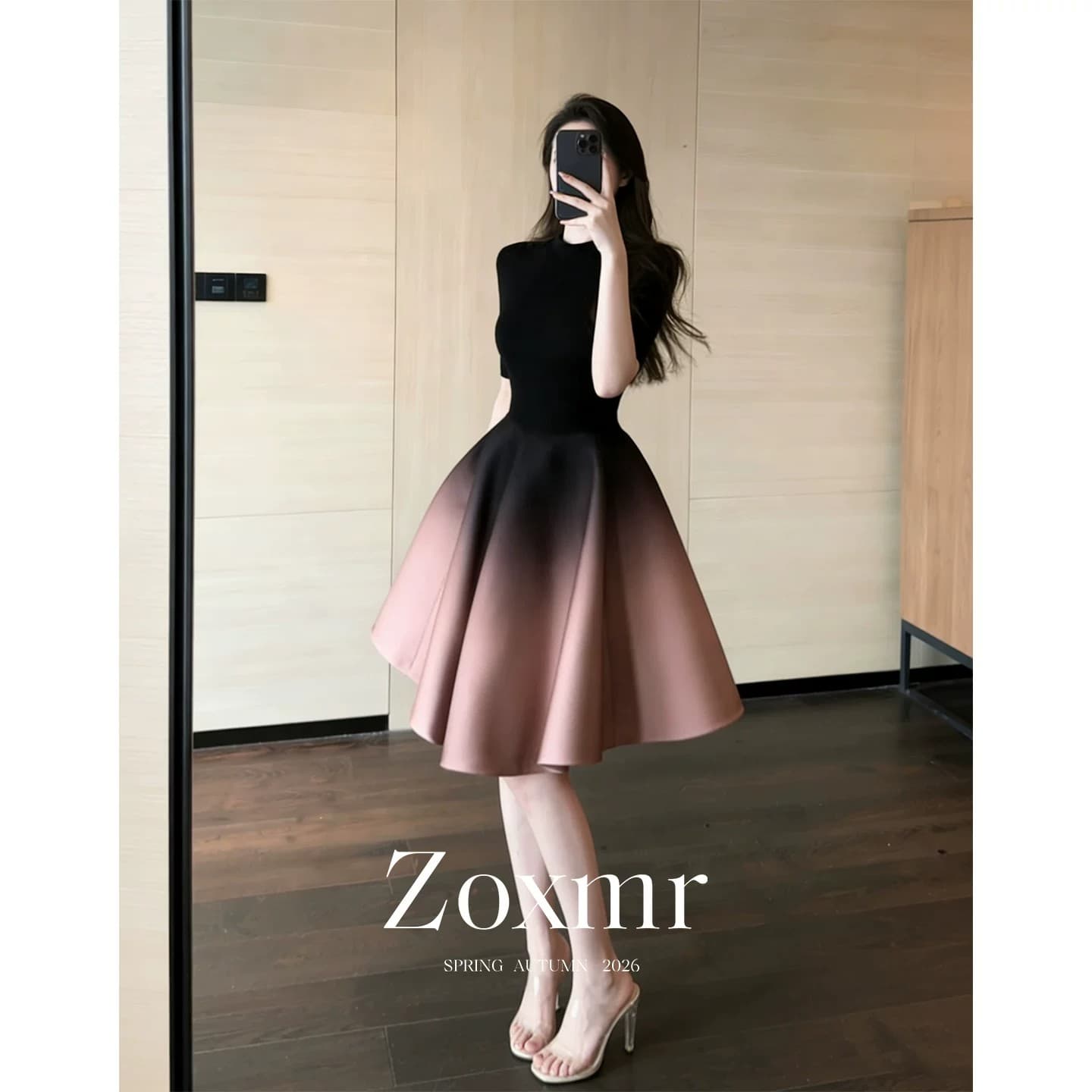 장쑤 저장 및 상하이 천 골드 착용 가져 가라. 초여름 아름다운 작은 샤넬 스타일 품격 헤일로 염색 그라데이션 한 마디 반신 스커트 반팔 세트 여성 상세 이미지 4