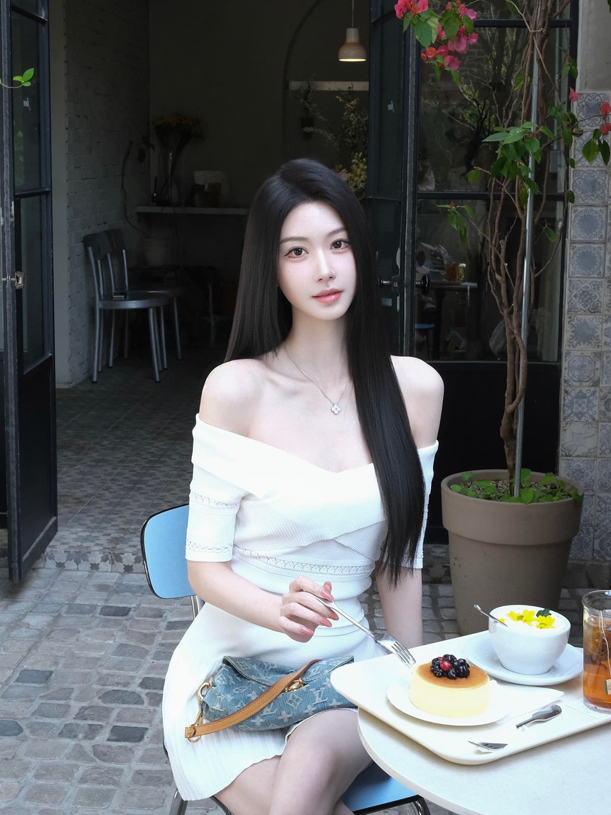 여름 작은 흰색 꽃 니트 세트 여성 봄 여름 오프숄더 맨위 플리츠 스커트 투피스 세트 상세 이미지 7