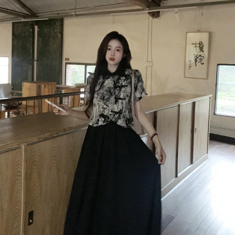 새로운 중식 국풍 단추 홀치기 염색 반팔 여성 셔츠 여름 레트로 디자인 긍정적 인 어깨 셔츠 쇼트 스타일 쉬폰 톱 이미지 5