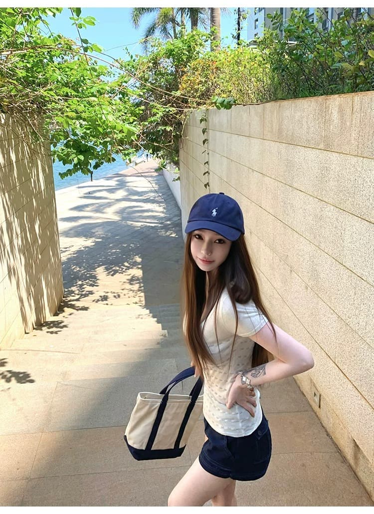 suuuicee 메이 여지 얼음 모래 작은 자카드 질감 순수한 욕망 대 u 칼라 짧은 맨위 몸매 가꾸기 니트 반팔 티셔츠 상세 이미지 4