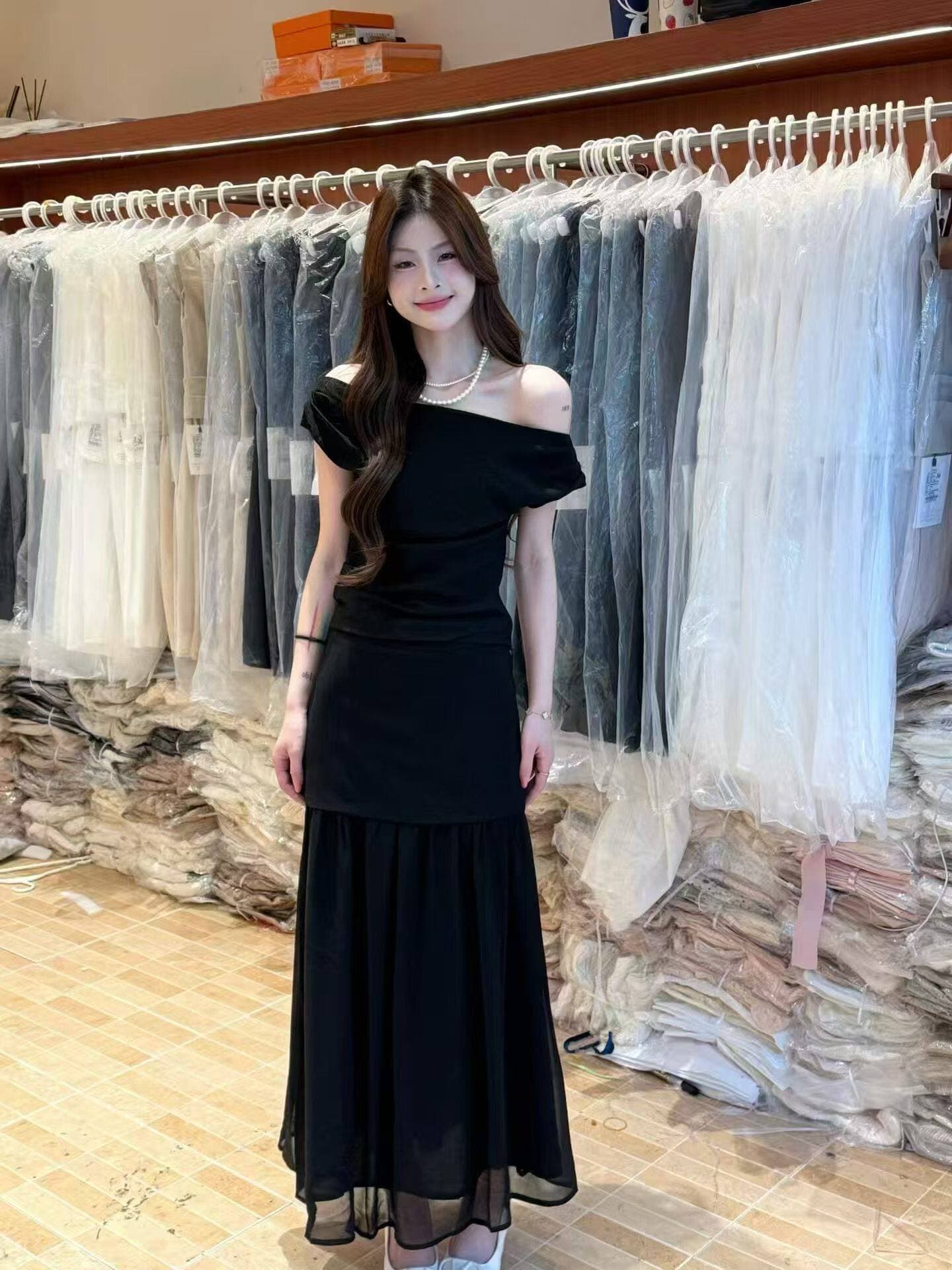 여름 새로운 디자인 섹션 작은 대중 오프숄더 맨위 망사 패치워크 반신 치마 세트 두 조각 여성 세트 트렌디 상세 이미지 2