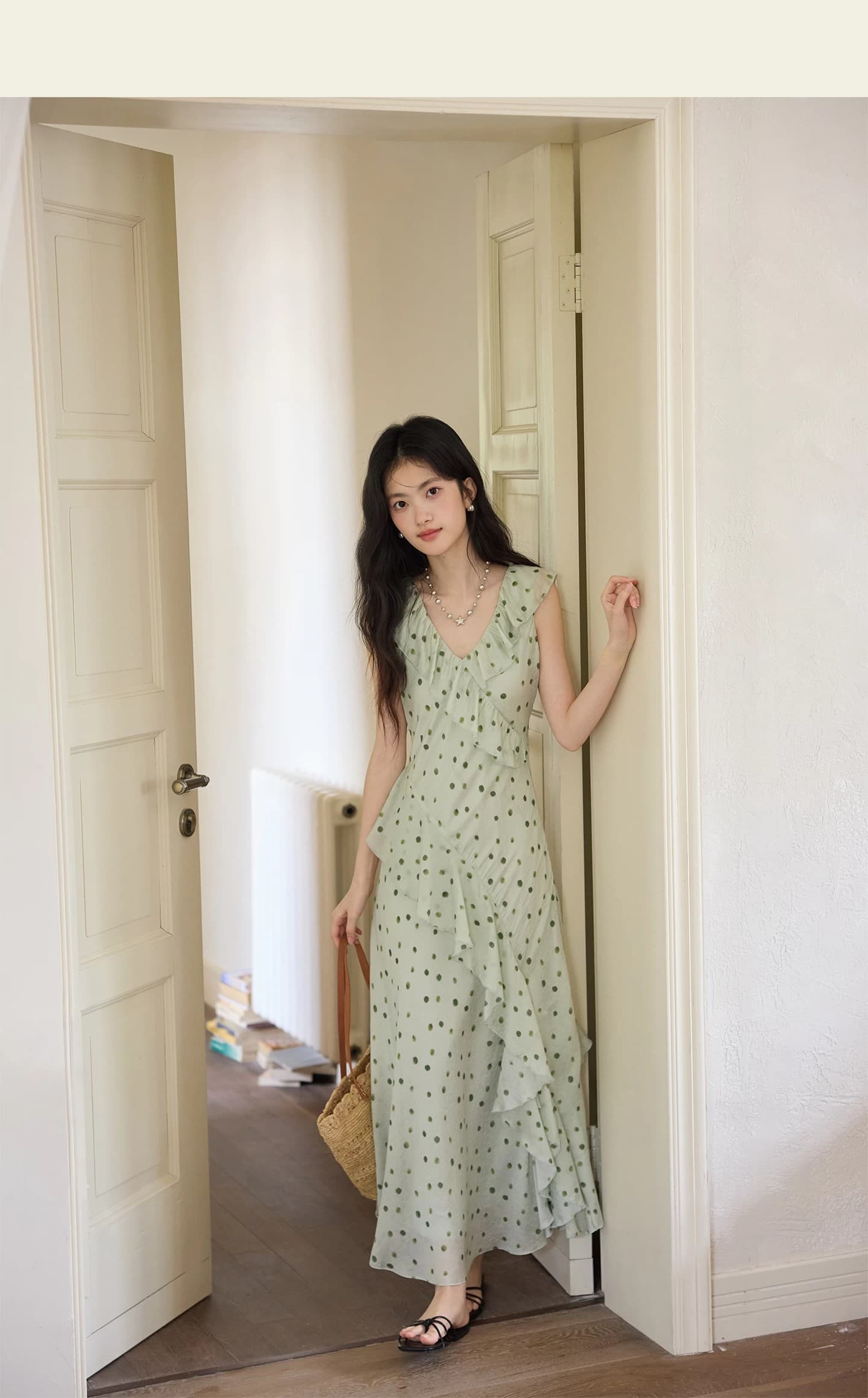 orwhite 레트로 밝은 녹색 도트 무늬 프린트 여성 드레스 V넥 프릴 민소매 롱 스커트 도루 가을 센스 여름 상세 이미지 9