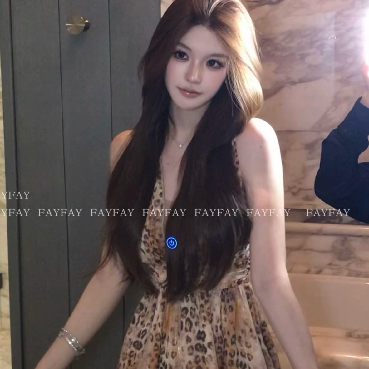 fay 판금 레오파드 무늬 순수한 욕망 섹시함 V넥 허리 수축 금사 슬림해 보이는 민소매 드레스 이미지 5