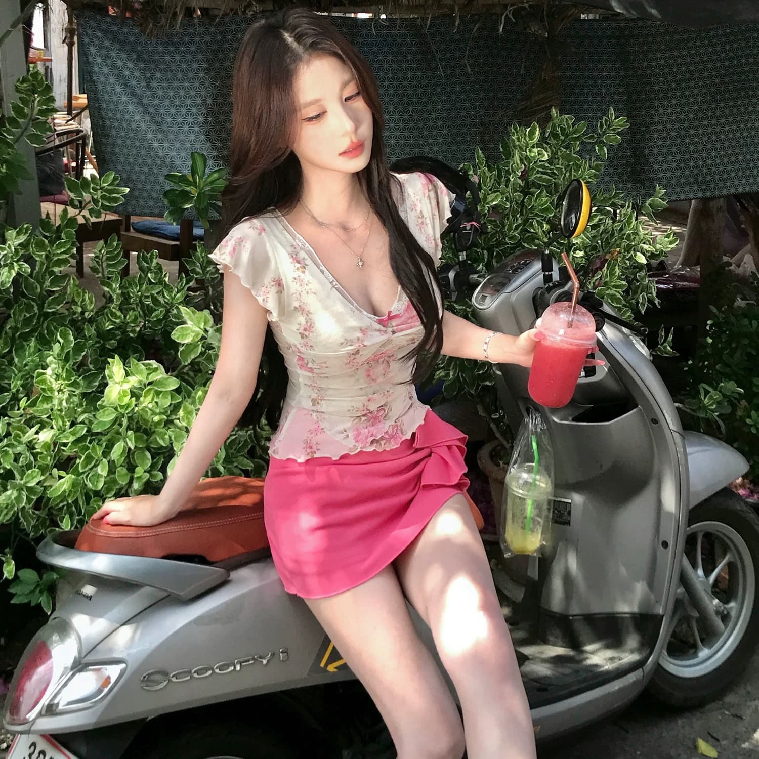 mejiu 꿀 나인 얕은 쇼어 책 제인 달콤한 매운맛 섹시함 꽃무늬 레이스 V넥 맨위 여성 여름 달콤함 순수한 욕망 반팔 이미지 5
