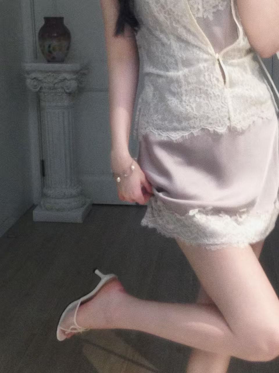흐릿한 달빛 프랑스식 화이트 품격 셔츠 새틴 슬립 짧은 반 스커트 여성 봄 여름 레이스 세트 상세 이미지 7
