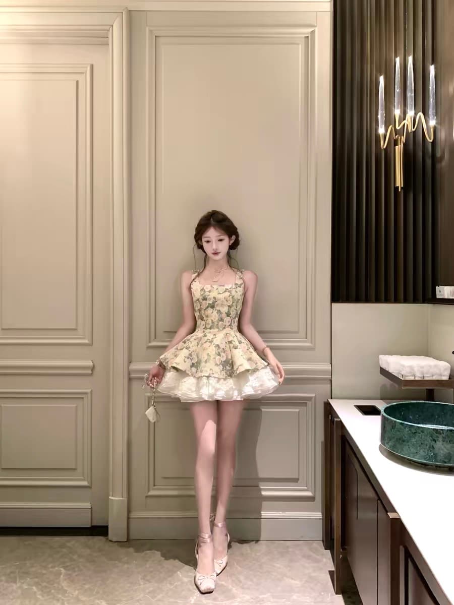 acaine6 8 20 00 95 할인 파리 치엥 무거운 작업 서있는 자르다 꽃잎 치마 드레스 이미지 4