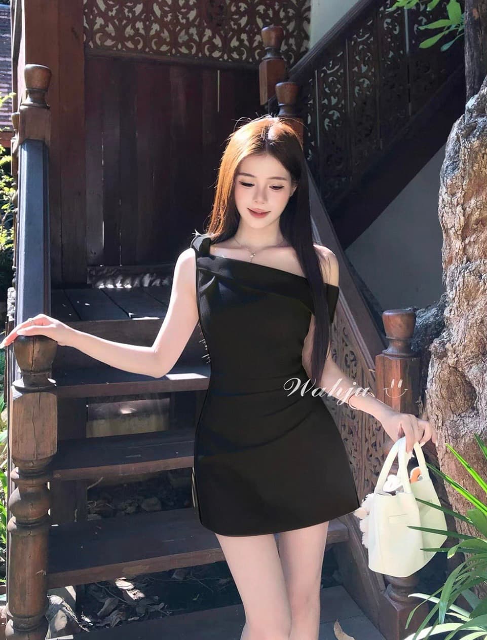 회화 솔루션 wahju 판매 부드러운 프랑스식 새틴 품격 비스듬한 어깨 천 금빛 바람 슬림해 보이는 한 마디 꼬집기 허리 드레스 여름 상세 이미지 4