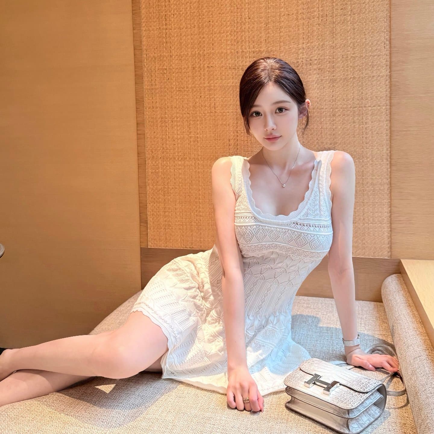 한 비 지아 쉬위안츠 소녀 순수한 흰색 무거운 작업 u 칼라 홀로우 아웃 우산 진자 니트 드레스 상세 이미지 5