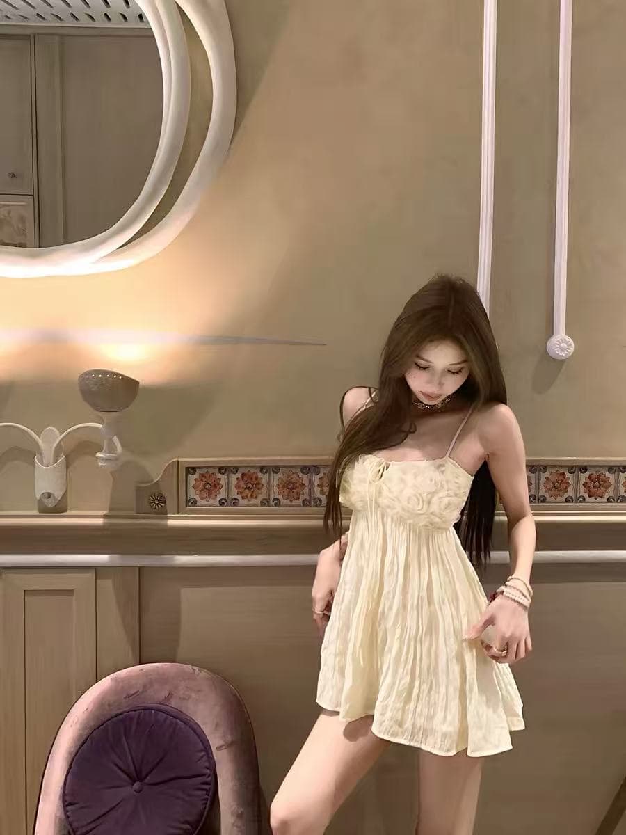 tongiiuu 트윈 룸 달콤한 사쿠라 디자인 센스 꽃 주름 슬립 여성 드레스 한 마디 슬림해 보이는 미니 스커트 여름 이미지 2