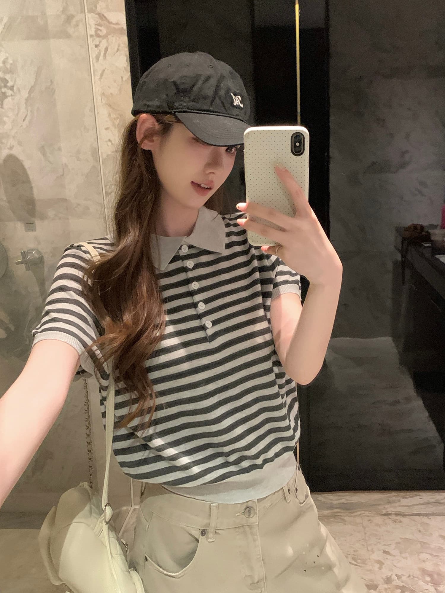 2026 슈퍼 화재 연령 감소 스트라이프 polo 폴로 칼라 니트 반팔 티셔츠 여성 여름 루즈핏 표지 배 슬림해 보이는 맨위 상세 이미지 12