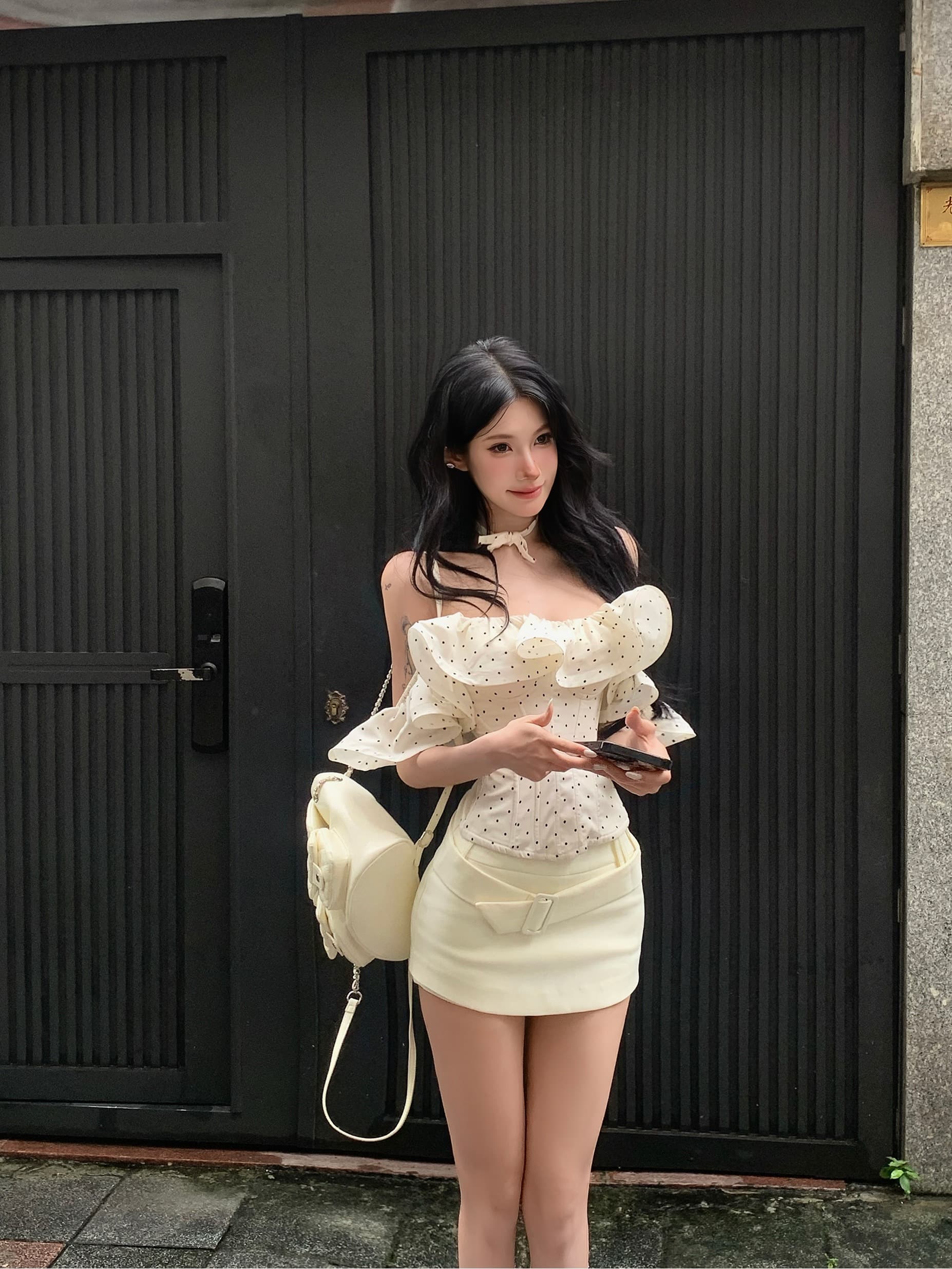 프랑스식 도트 무늬 튜브탑 맨위 여성 2026 여름 핫걸 쉬폰 생선뼈 코르셋 오프숄더 조끼 이미지 3