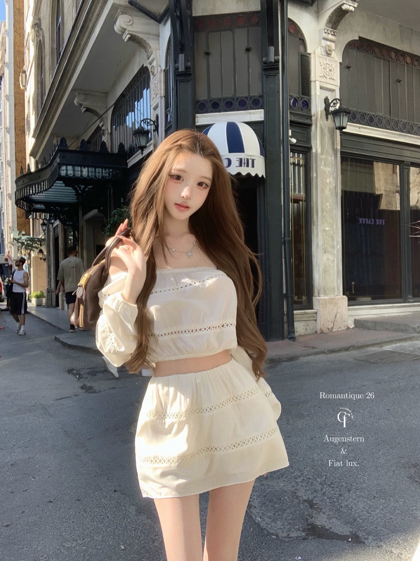 늦게 우산 우산 26 ss 백조 연습곡 miu 부서 홀로우 아웃 자수 홀로우 아웃 화이트 맨위 반 스커트 면 센스 세트