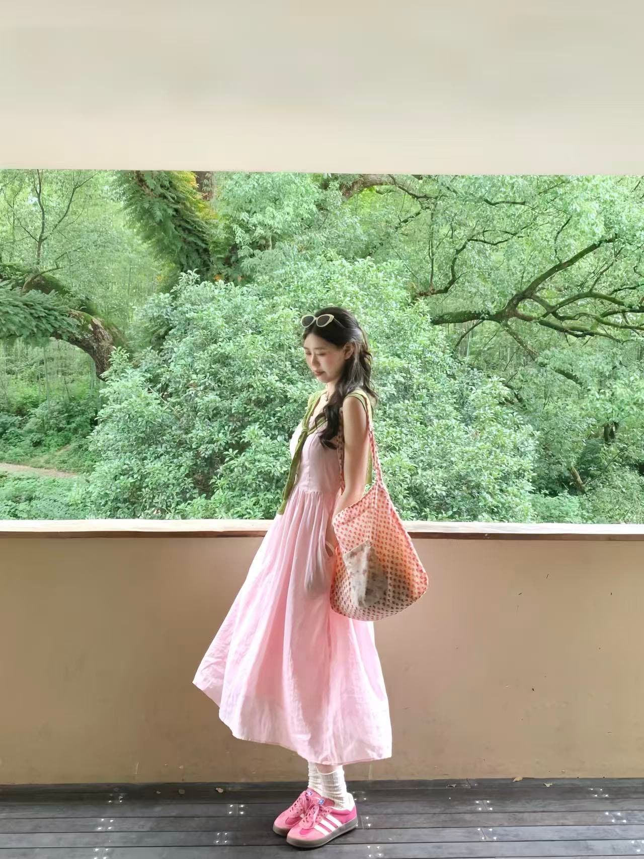 한 부서 부드러운 핑크색 민소매 슬립 여성 드레스 여름 신선함 배색 녹색 숄 투피스 세트 상세 이미지 3