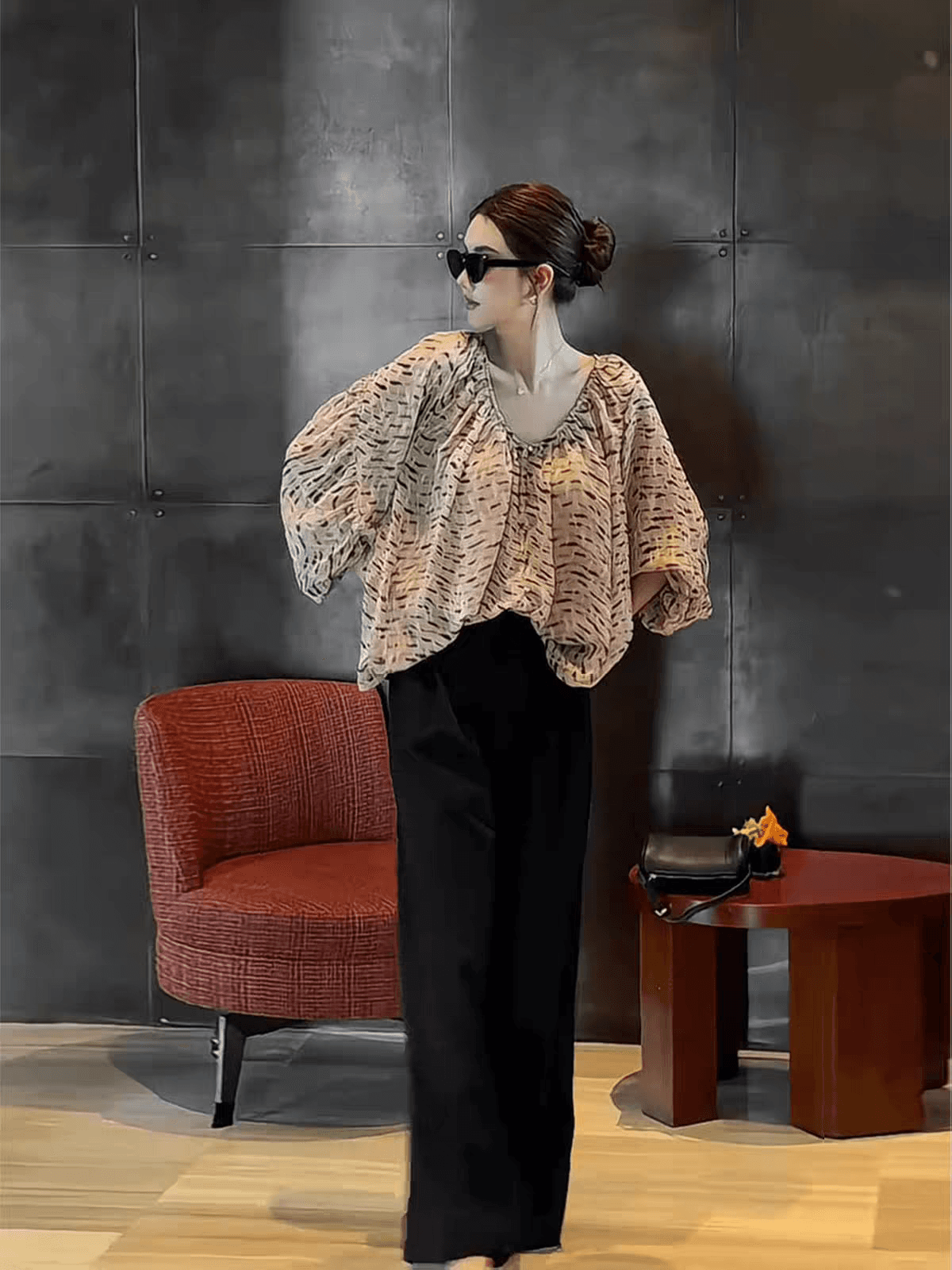 고급 센스 프랑스식 작은 대중 V넥 프린트 시폰 셔츠 여성 가을 새로운 디자인 센스 외국 가스 연령 감소 다용도 맨위 이미지 3