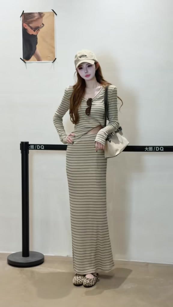 스트라이프 한 첨부 된 의류 반 스커트 세트 상세 이미지 3