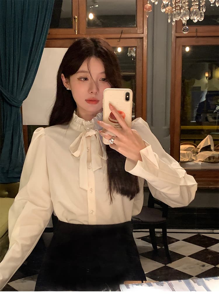 vasse 화이트 레트로 나비 매듭 스탠드 칼라 여성 셔츠 가을 작은 키 디자인 센스 긴팔 Chic 긴팔 맨위