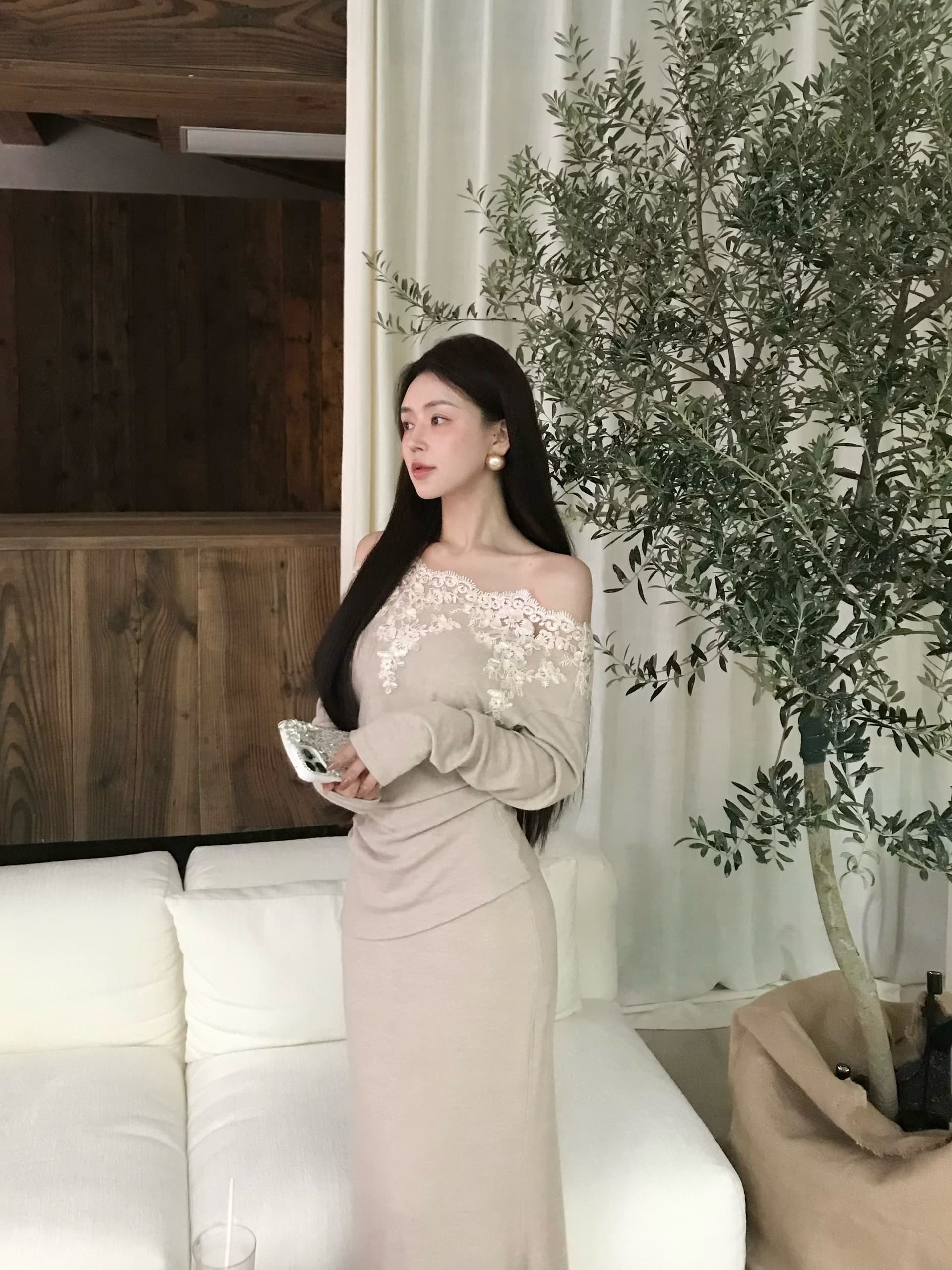 펭 급여 잉 떠 다니는 골드 판화 낭만주의 무거운 작업 레이스 조각 오프숄더 허리 수축 맨위 인어 꼬리 반 스커트 니트 세트 상세 이미지 3