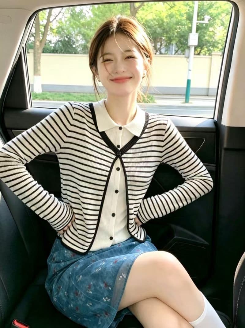 페이크 레이어드 스트라이프 폴로 칼라 니트 오픈 가디건 긴팔 티셔츠 여성 가을 디자인 센스 루즈핏 품격 기본 셔츠 맨위 상세 이미지 1