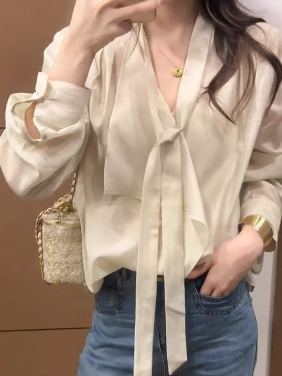 프랑스식 고급 센스 리본 V넥 긴팔 여성 셔츠 가을 새로운 레트로 품격 출퇴근 셔츠 스택 착용 맨위 상세 이미지 3