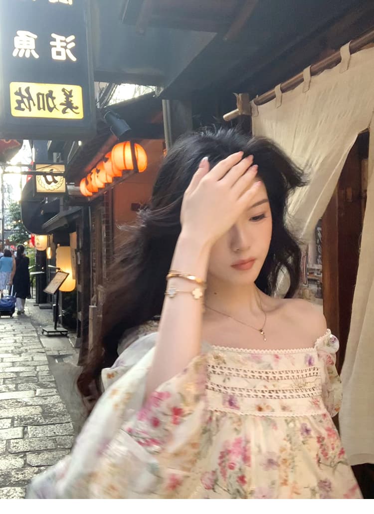 뮤즈 그것 언어 프랑스식 홀로우 아웃 레이스 광장 칼라 나팔 소매 맨위 가을 셔츠