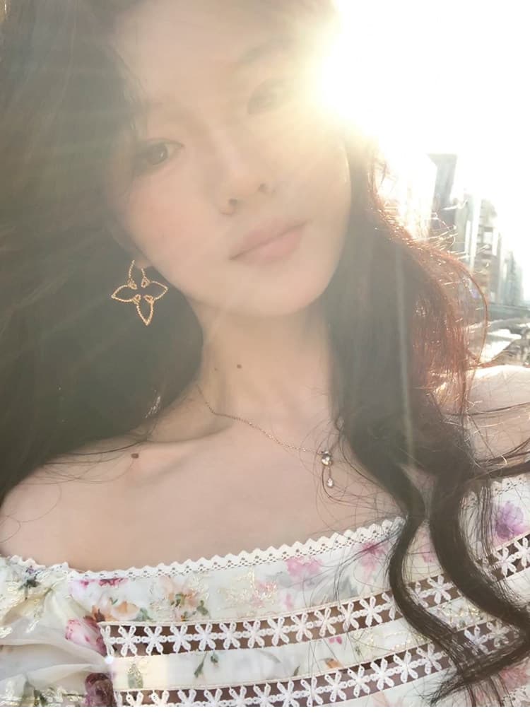 뮤즈 그것 언어 프랑스식 홀로우 아웃 레이스 광장 칼라 나팔 소매 맨위 가을 셔츠 상세 이미지 6