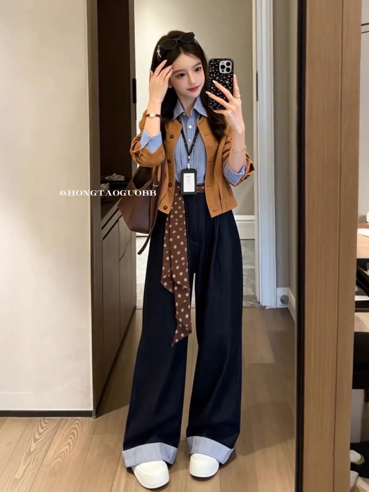 가을 ootd 착용 가져 가라. 전체 집합 한 부서 학원 스타일 파란색 스트라이프 셔츠 짧은 외투 와이드 레그 팬츠 세 조각 여성 세트 상세 이미지 5