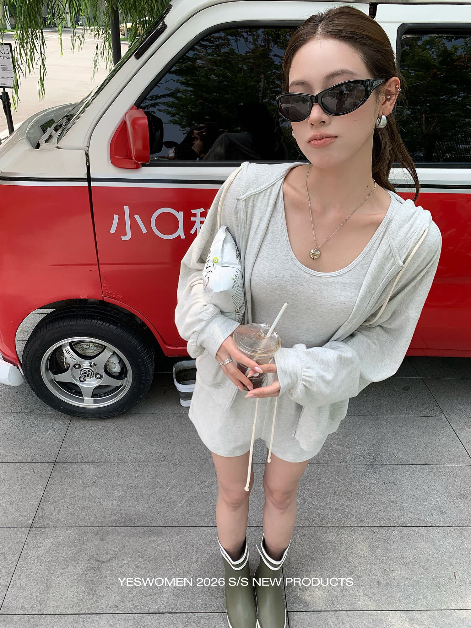 작은 적합한 맞춤 am v 구름 시리즈 가을 새로운 얇은 스타일 후드 티 스웨터 운동 캐주얼 세트 여성 상세 이미지 37