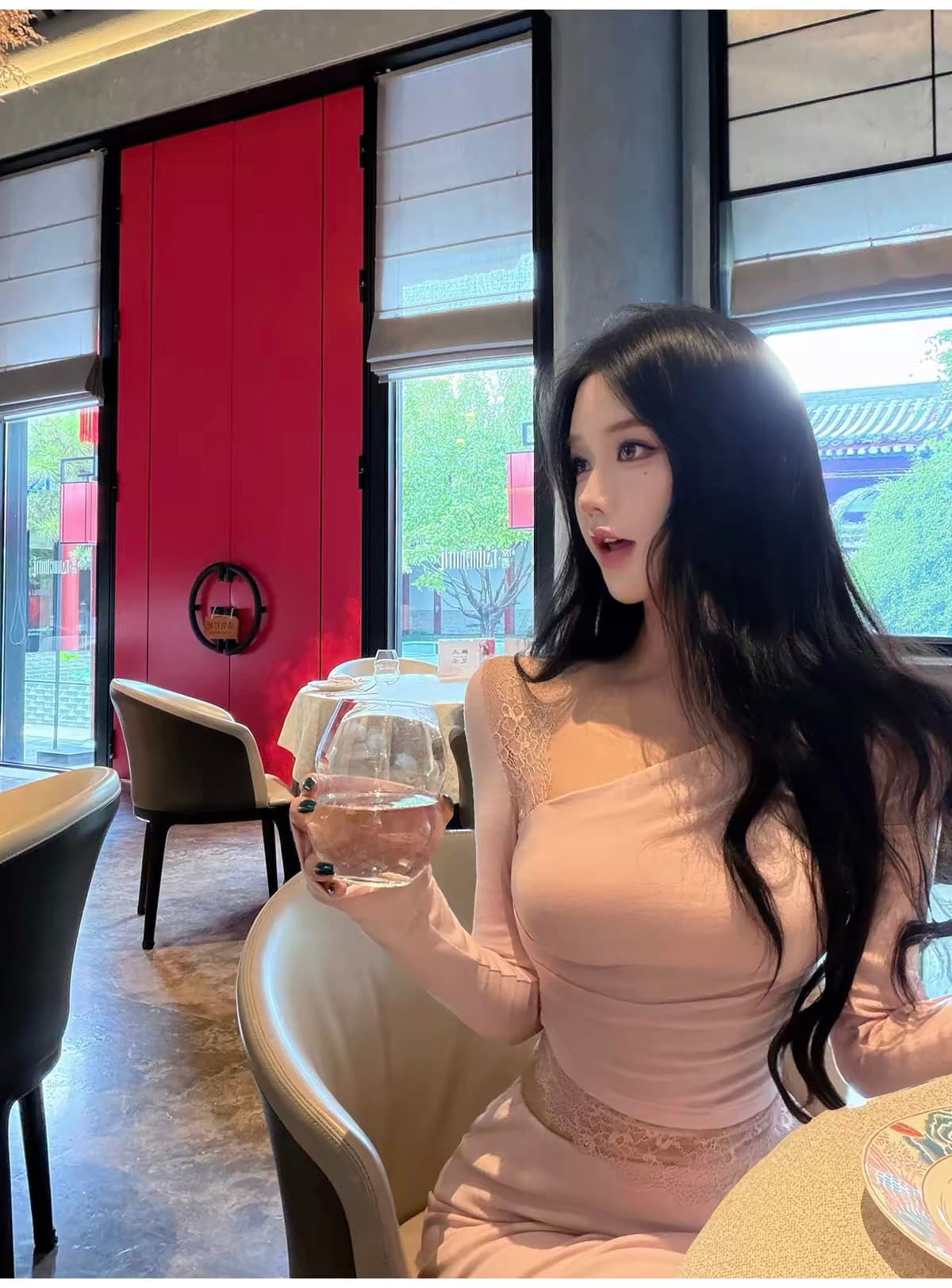 jayky yang 신제품 제한된 시간 95 접기 비스듬한 칼라 레이스 조각 맨위 스트레이트 타이트 스커트 반신 치마 세트 상세 이미지 9