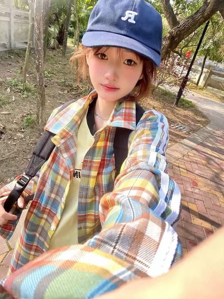 일본식 레트로 도파민 색상 격자 무늬 셔츠 여성 코트 봄 가을 얇은 스타일 느긋한 바람 소년 센스 셔츠 이미지 4