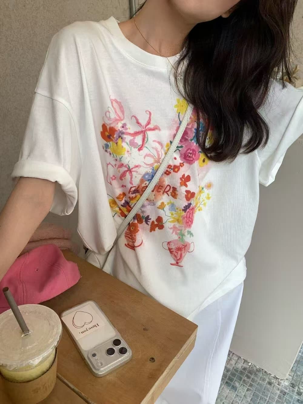 화이트 프린트 반팔 티셔츠 여성 외출용 인사이드 가져 가라. 2026 봄 여름 새로운 아름다운 루즈핏 맨위 만나는 상세 이미지 2
