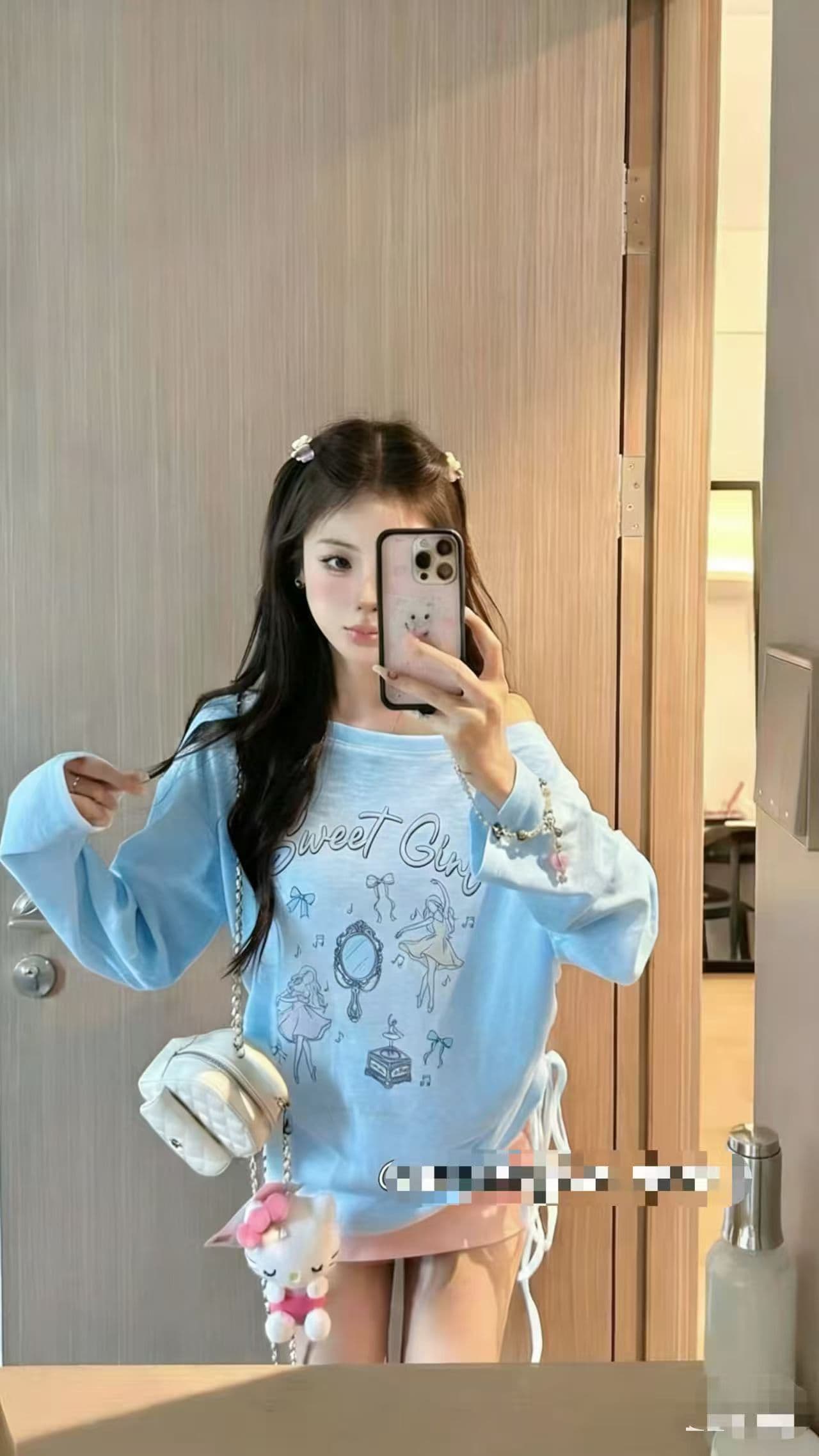 한 부서 2026 봄 새로운 여성 루즈핏 슬림해 보이는 라운드 넥 긴팔 티셔츠 기본 셔츠 맨위 만화 패턴 자외선 차단 블라우스 이미지 4