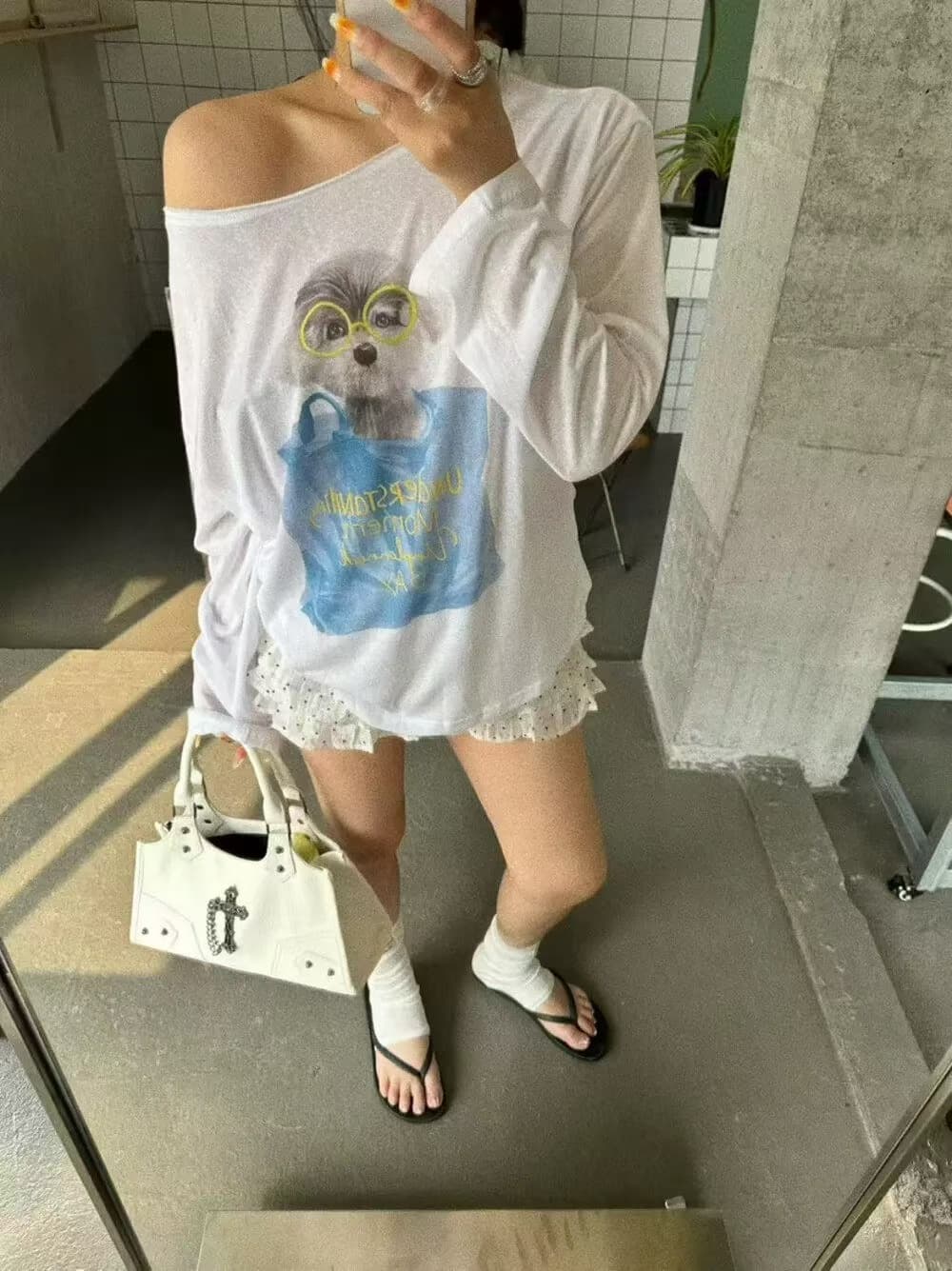 한국 동대문 여름 새로운 한 스타일 강아지 프린트 비스듬한 어깨 긴팔 티셔츠 여성 루즈핏 다용도 자외선 차단 맨위