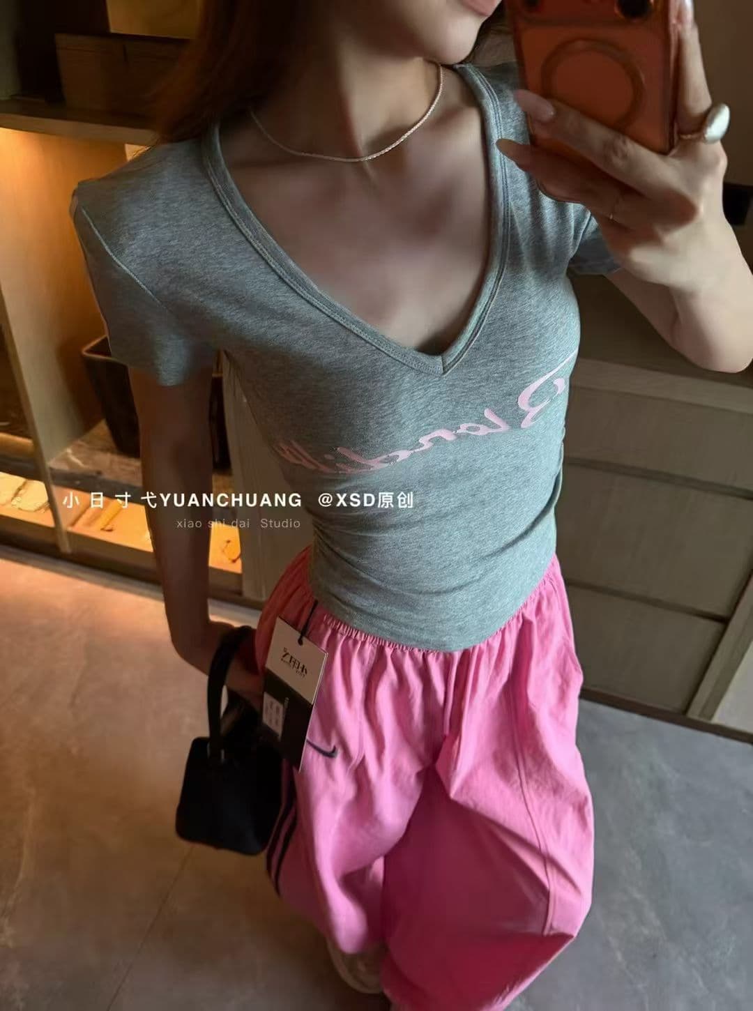 한국 동대문 여름 새로운 아메리칸 알파벳 프린트 핀치 Pleat 허리 수축 알파벳 프린트 몸매 가꾸기 반팔 티셔츠 여성