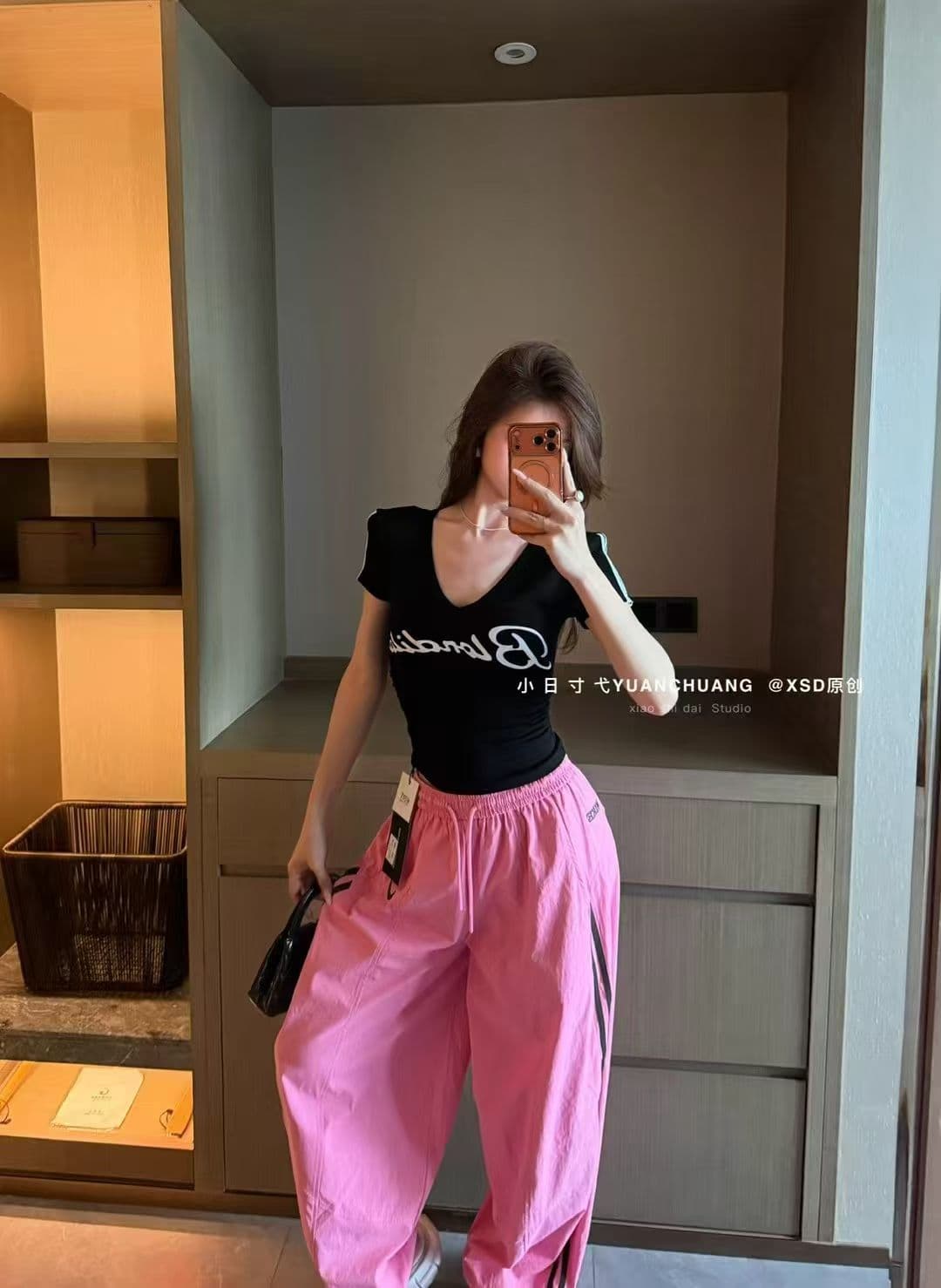 한국 동대문 여름 새로운 아메리칸 알파벳 프린트 핀치 Pleat 허리 수축 알파벳 프린트 몸매 가꾸기 반팔 티셔츠 여성 상세 이미지 5
