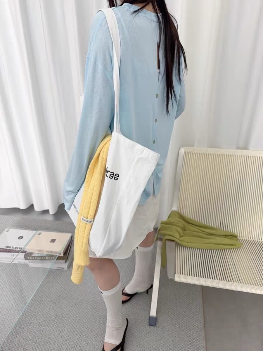 여름 한 부서 캐주얼 미니멀리즘 단색 인터넷 에디션 뒤로 조심해. 함장 소매 얇은 스타일 태양 보호 셔츠 티셔츠 여성 상세 이미지 1