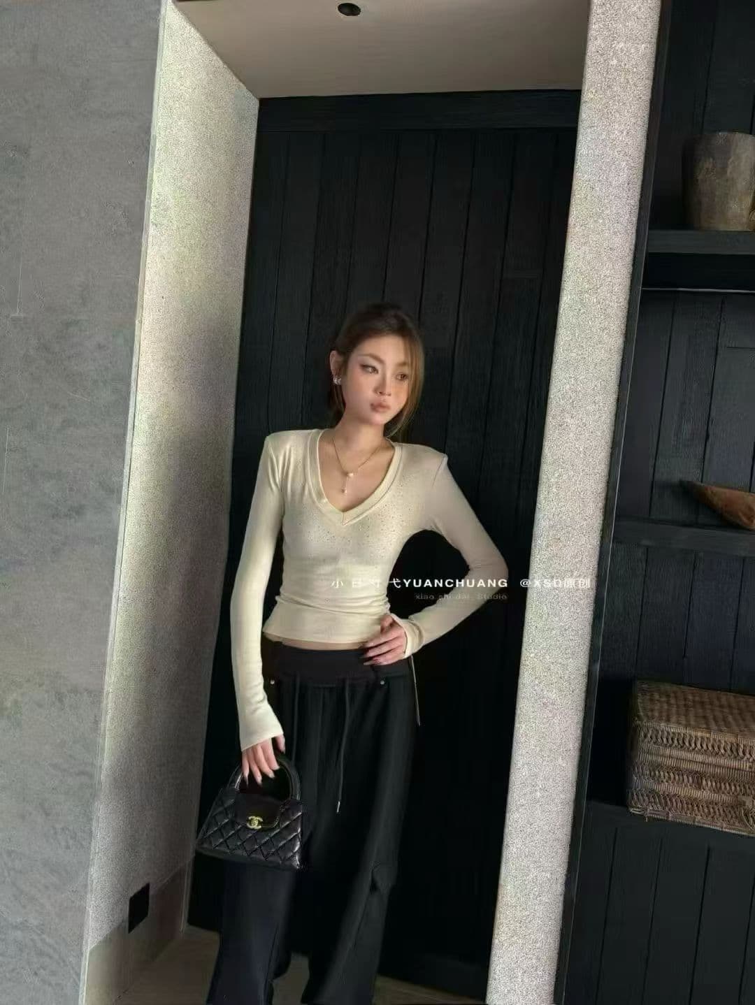 무거운 작업 핫픽스 니트 기본 셔츠 V넥 품격 인사이드 가져 가라. 허리 수축 긴팔 여성 몸매 가꾸기 슬림해 보이는 맨위 이미지 5