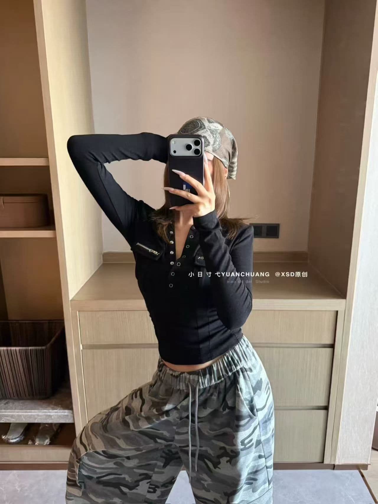 xsd 작은 시대 오래된 돈 바람 헨리 칼라 더블 가슴 가방 워크웨어 긴팔 티셔츠 여성 레트로 몸매 가꾸기 허리 수축 슬림해 보이는 맨위 상세 이미지 10